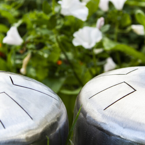 Bergtagna Hankdrum: E-phrygian